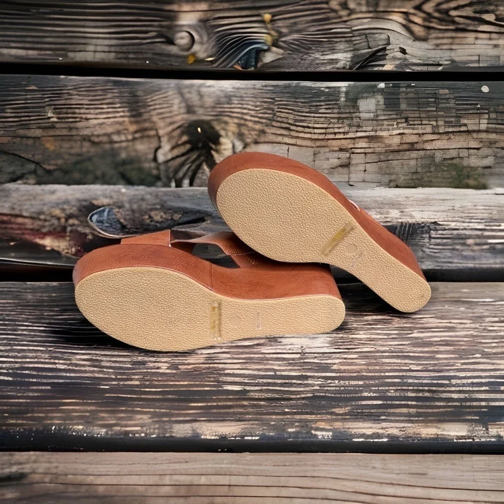 FREE etc. Madison Wedge Sandals